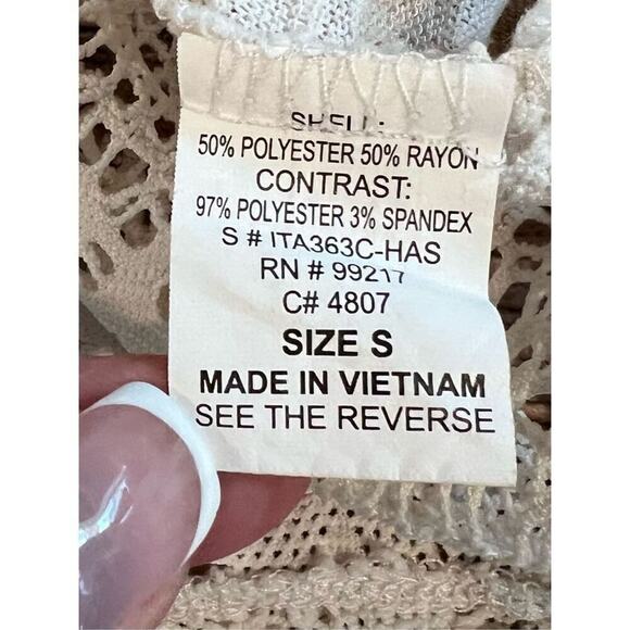 Moa‎ Moa Cream Tan Stripe Feminine Lacy Twist Cap Sleeve Top sz Small - Picture 10 of 11